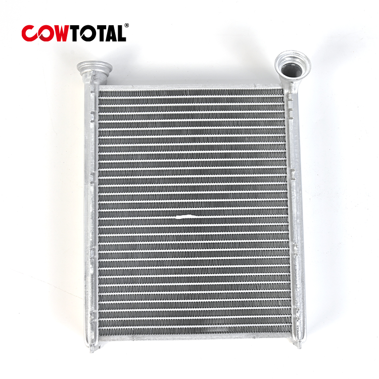 Car Radiators 27115-4677R For RENAULT (1)