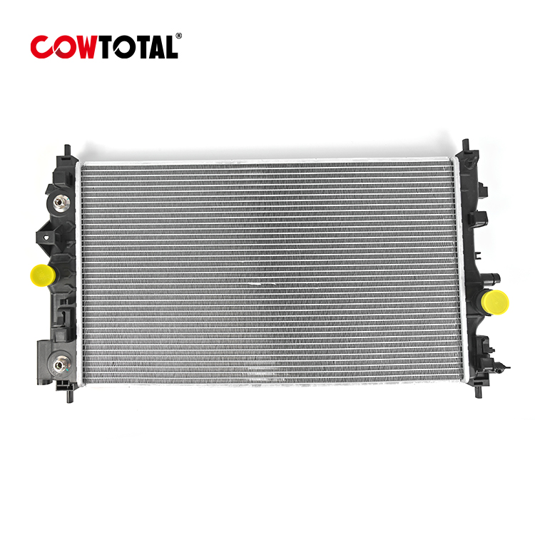 Radiator Mobil 13267668 13267669 13311079 13330390 13336889 Untuk Chevrolet Cruze (1)