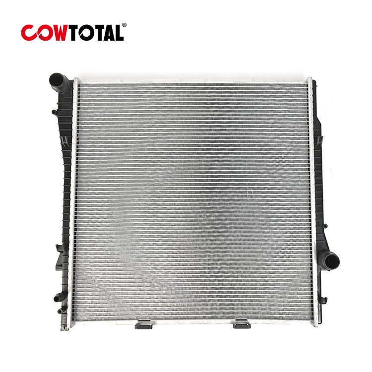 Autokühler 17111439103 For BMW X5 (1)