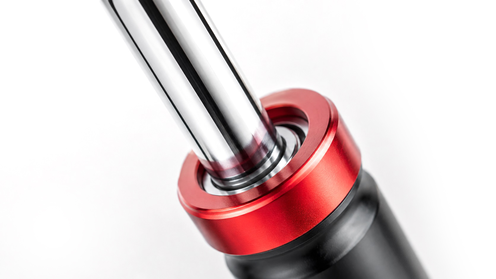 2. Precision Piston Rod and Cylinder Surface
